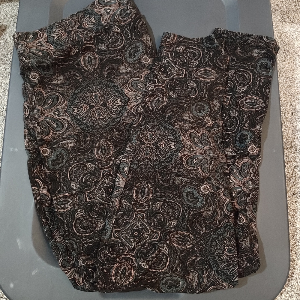 Floral and Paisley Torrid leggings